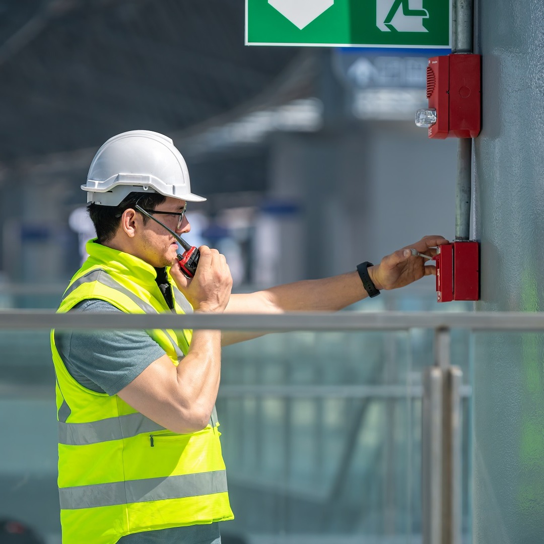 man-start-brandalarm (aangepast formaat)